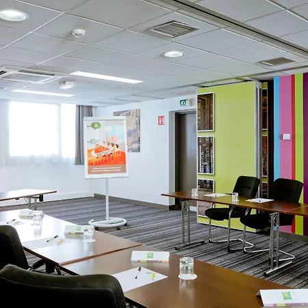 Ibis Styles Lyon Villeurbanne Parc De La Tete D\'Or 