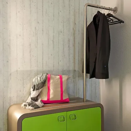 Ibis Styles Lyon Villeurbanne Parc De La Tete D'Or Exterior photo